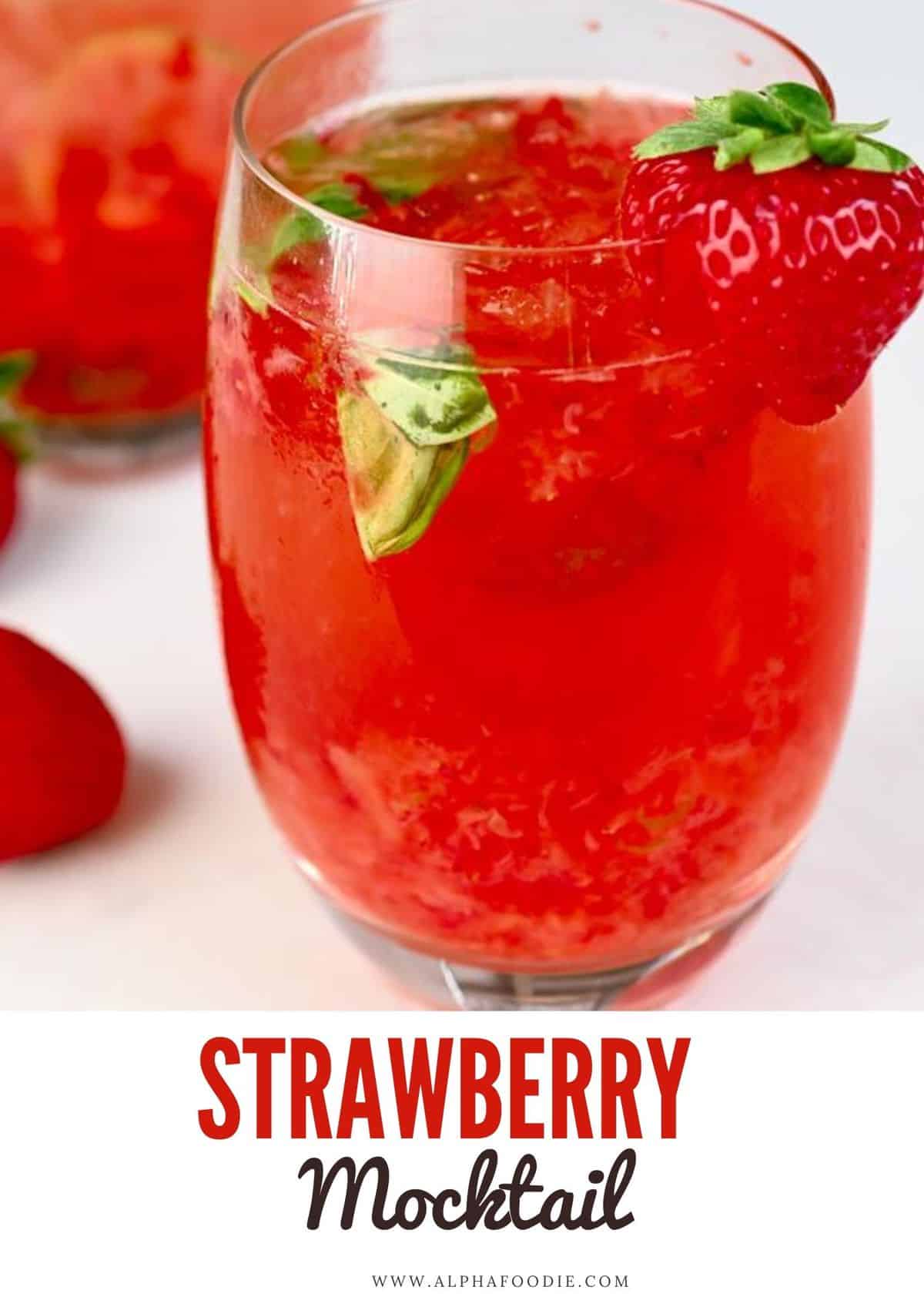 Simple Strawberry Mocktail (Strawberry Limeade) - Alphafoodie