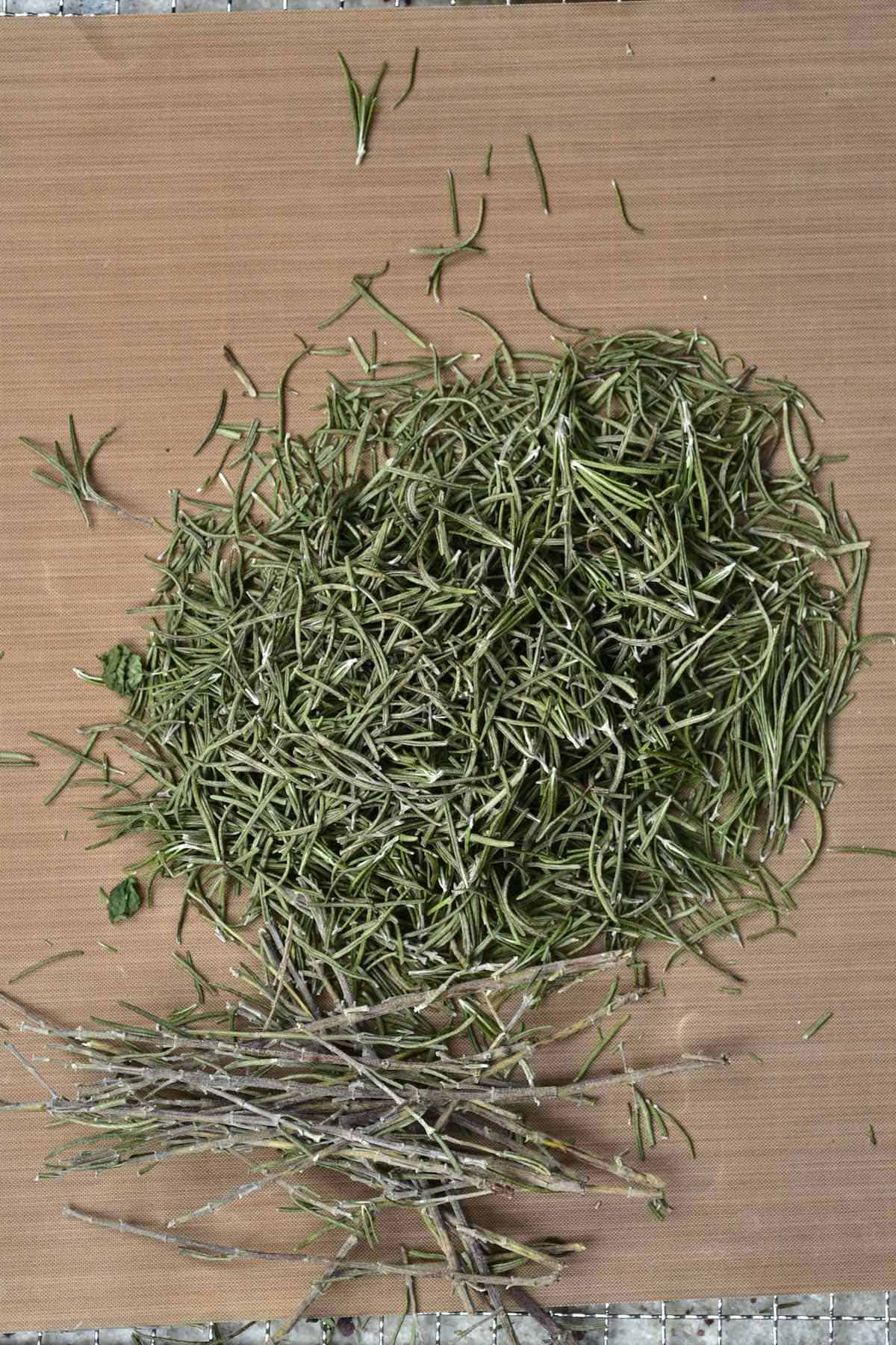 How To Dry Rosemary and Store It (3 Methods) - Alphafoodie