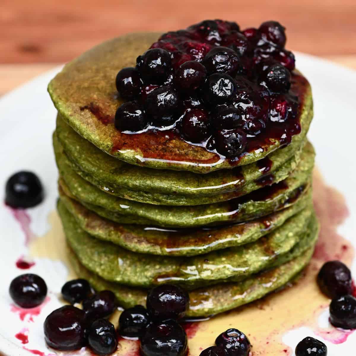 https://www.alphafoodie.com/wp-content/uploads/2021/03/Green-Pancakes-1-of-1.jpeg