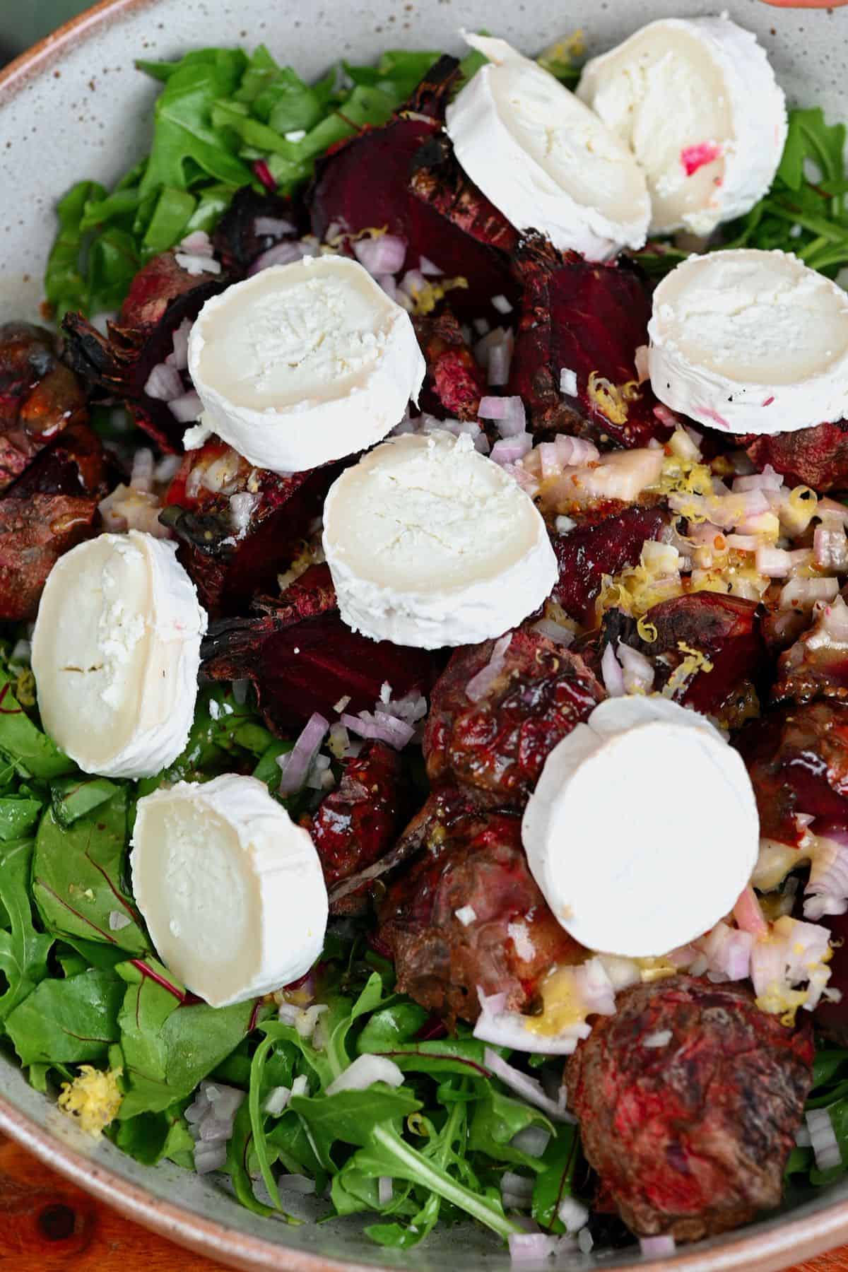 https://www.alphafoodie.com/wp-content/uploads/2021/06/Beetroot-Salad-Beetroot-salad-with-goat-cheese-in-a-bowl.jpeg