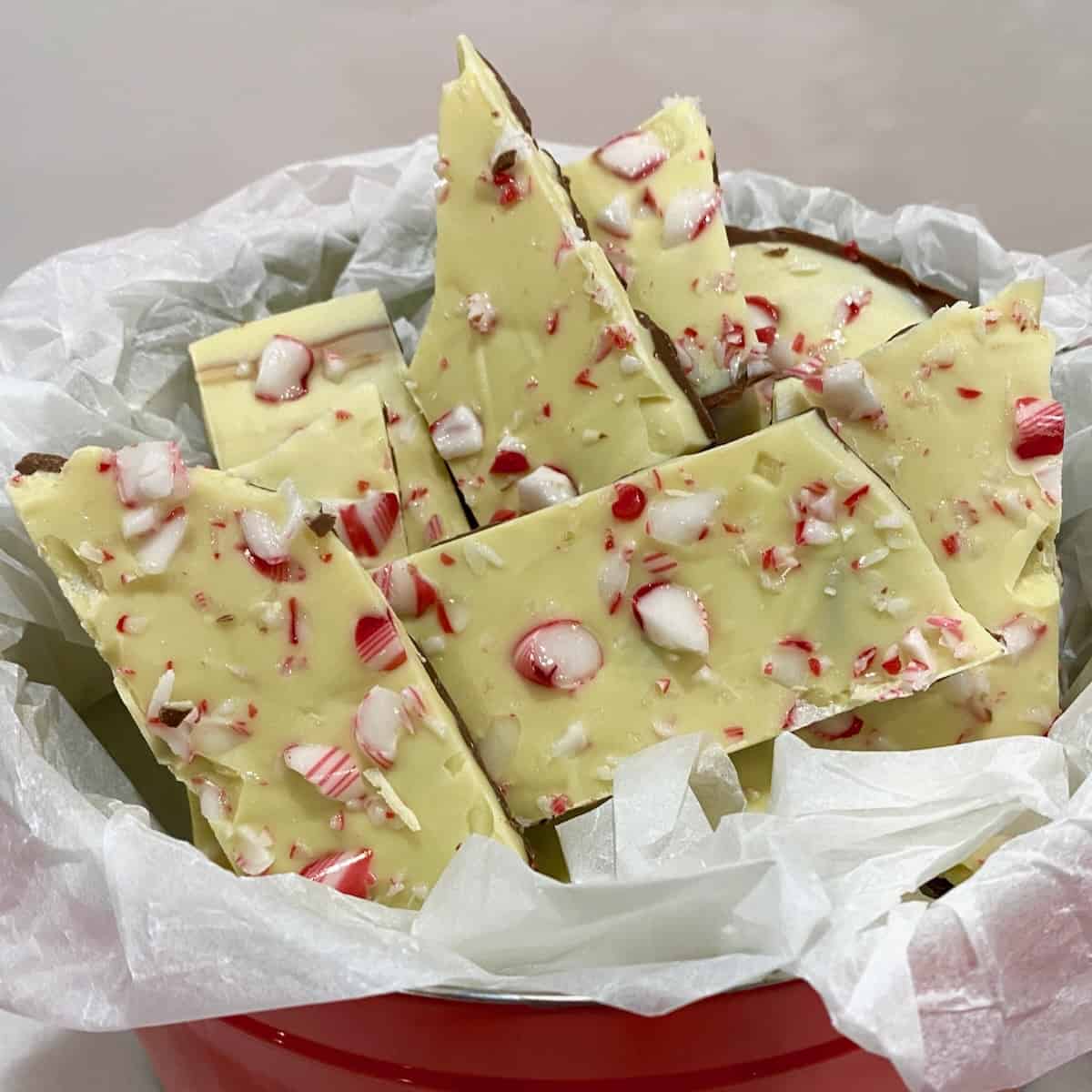 White Chocolate Peppermint Bark - Alphafoodie