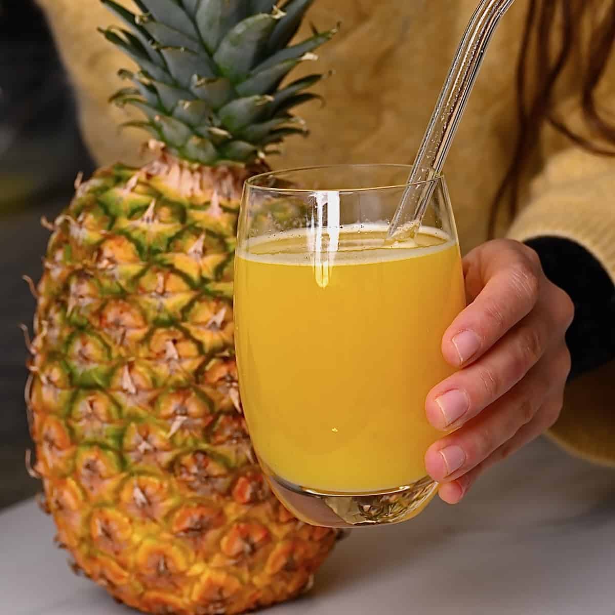 https://www.alphafoodie.com/wp-content/uploads/2022/02/How-to-Juice-a-Pineapple-Square.jpeg