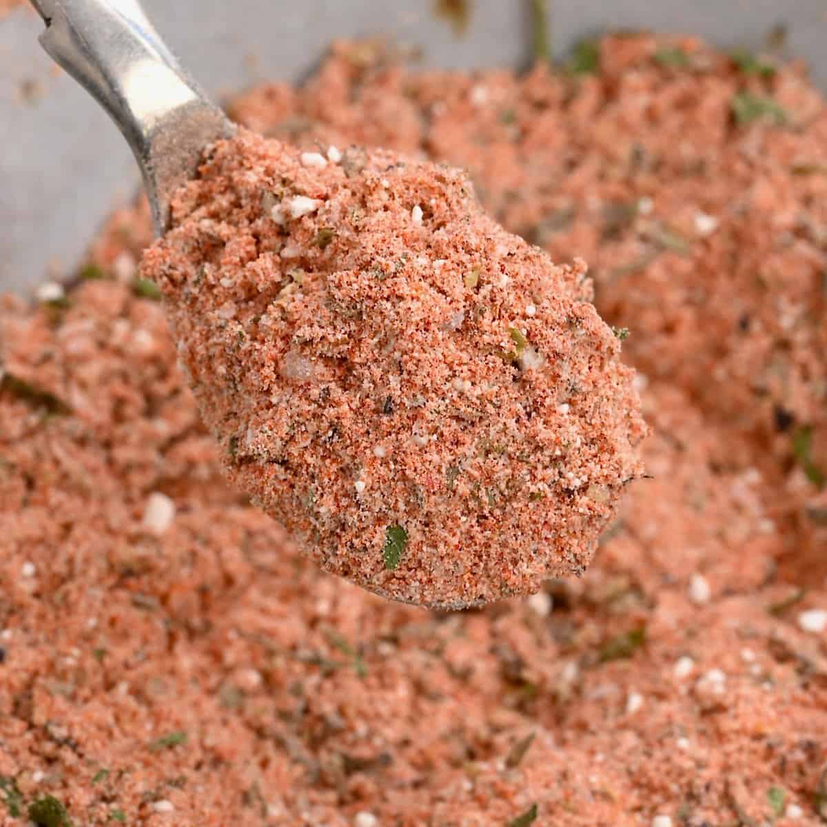 The Best Homemade Chili Seasoning - Alphafoodie