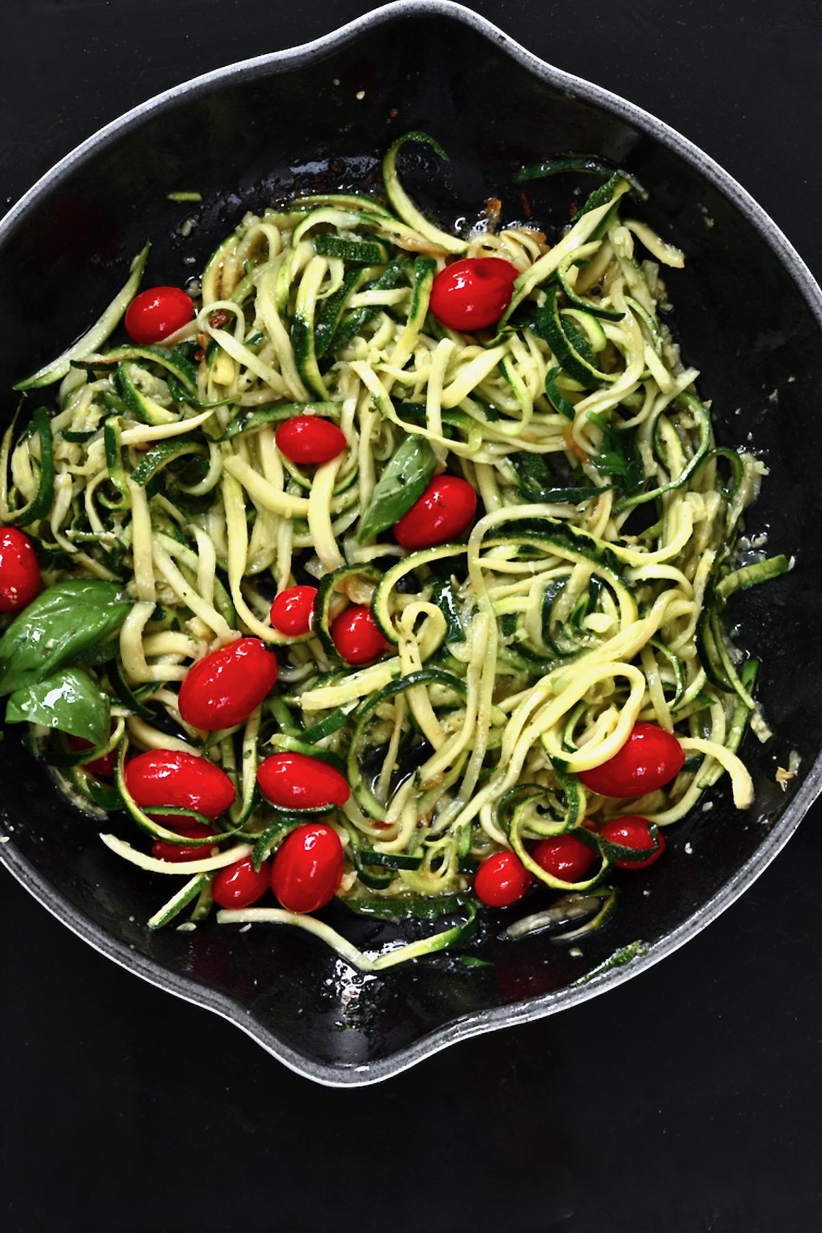How to Make Zucchini Noodles {3 Ways!} - FeelGoodFoodie