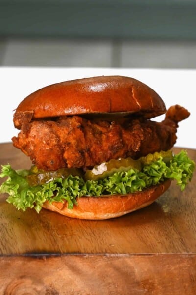 Fried Chicken Sandwich Main2 400x600 
