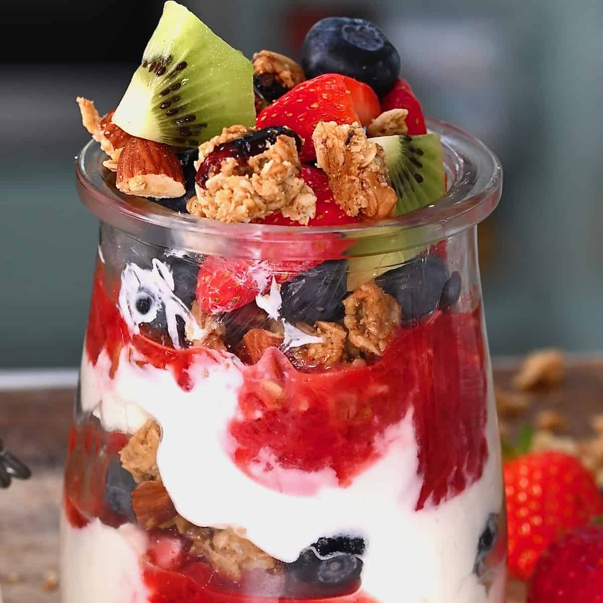 Healthy Fruit and Yogurt Parfaits - Alphafoodie