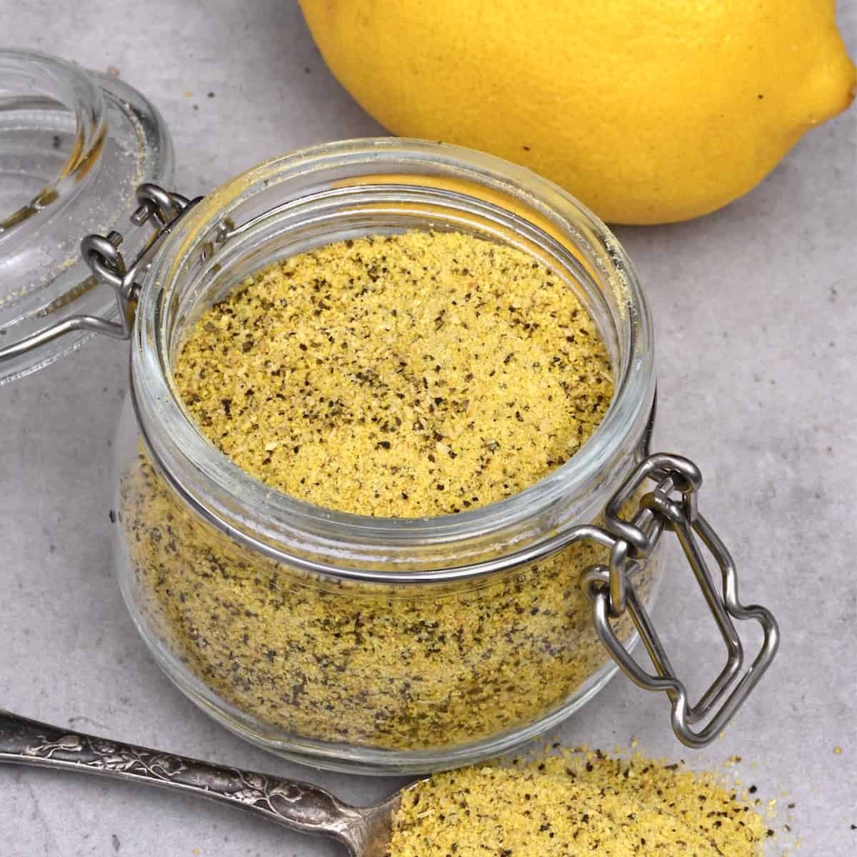 Best Homemade Lemon Pepper Seasoning - Alphafoodie