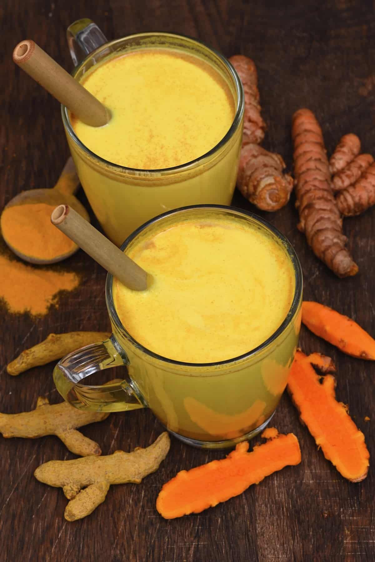 How To Juice Turmeric (With and Without Juicer) - Alphafoodie