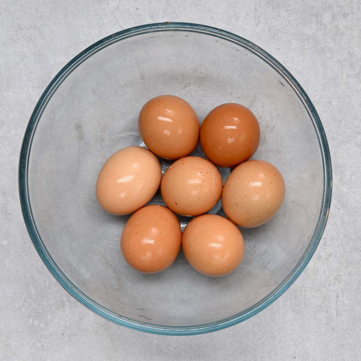 https://www.alphafoodie.com/wp-content/uploads/2023/08/How-Long-Do-Hard-Boiled-Eggs-Last-Main-1.jpeg