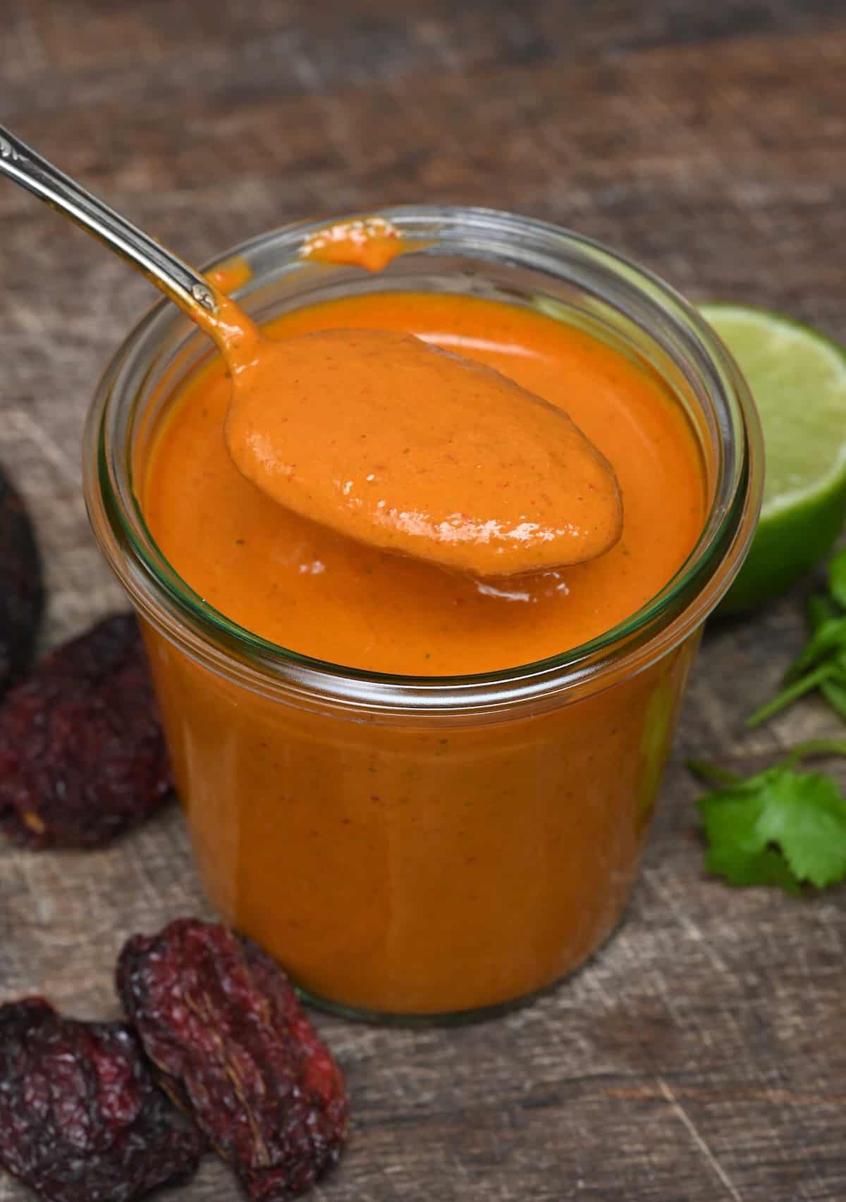 Simple Homemade Chili Sauce (Red Chilli Sauce) - Alphafoodie