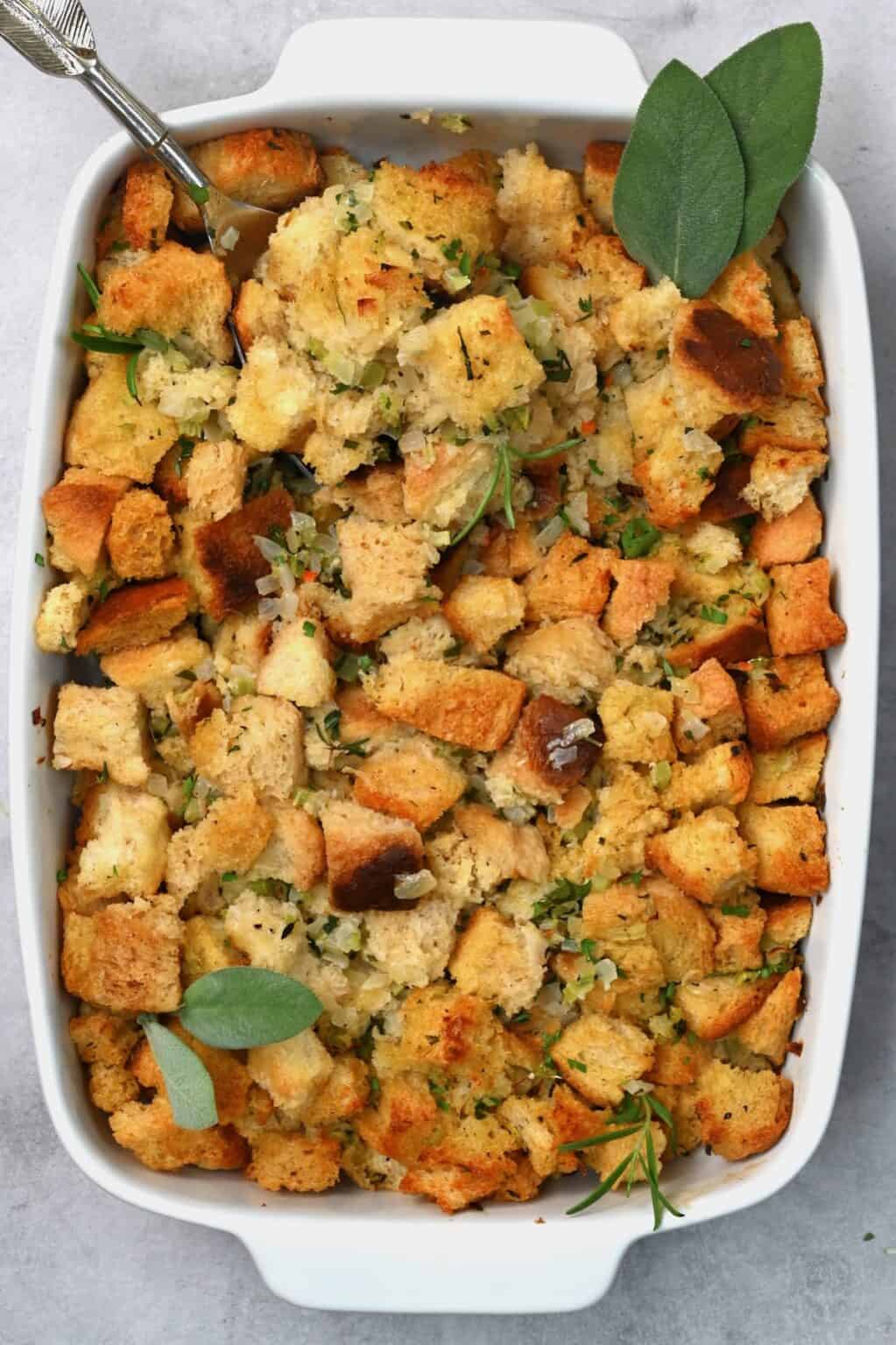 Easy Homemade Stuffing - Alphafoodie